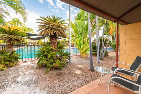 The Continental Hotel - Taree Accommodation 1