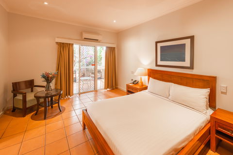The Continental Hotel - Taree Accommodation 2