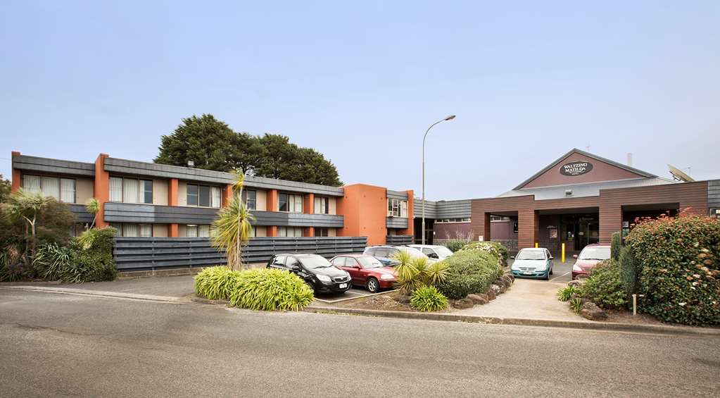 Elsternwick VIC Taree Accommodation
