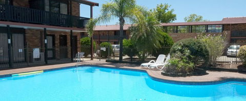 Maclin Lodge - Taree Accommodation 1