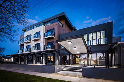 Quality Hotel Lakeside - Taree Accommodation 0