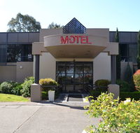 Dingley International Hotel - Taree Accommodation