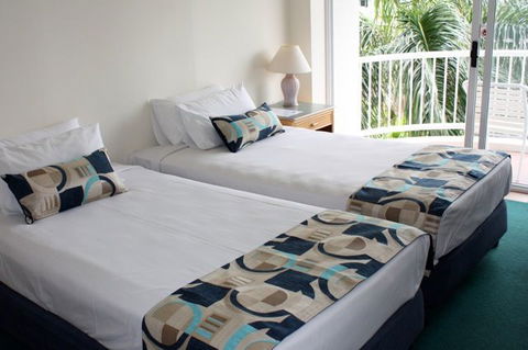 Alpha Sovereign Hotel Gold Coast - Taree Accommodation 2