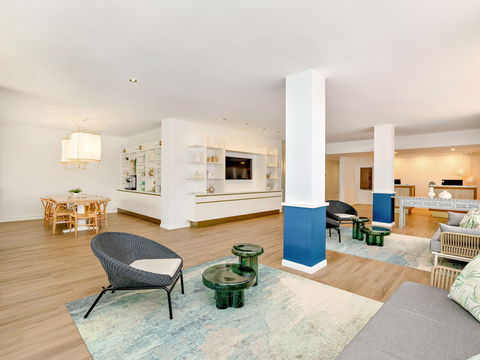 Mercure Cairns - Taree Accommodation 0