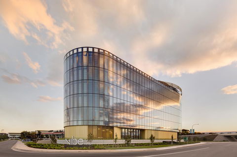 Vibe Hotel Canberra - Taree Accommodation 0