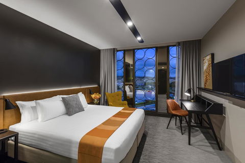 Vibe Hotel Canberra - Taree Accommodation 21