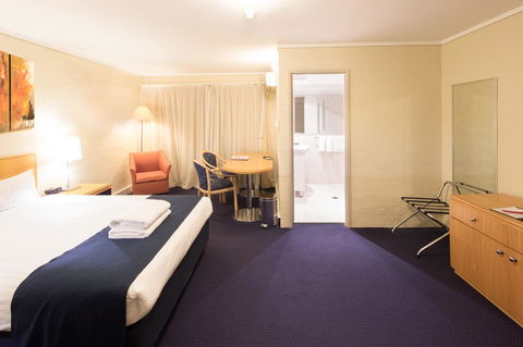Ibis Styles Canberra - Taree Accommodation 1