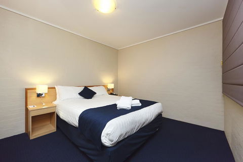 Ibis Styles Canberra - Taree Accommodation 24