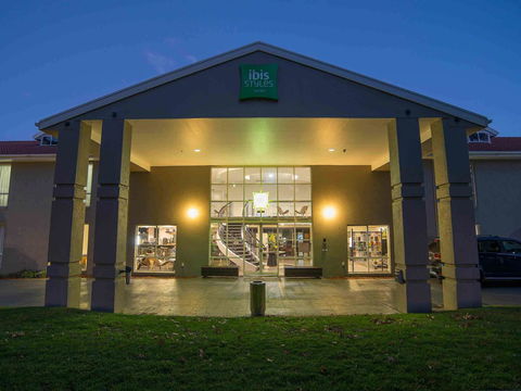 Ibis Styles Canberra - Taree Accommodation 0