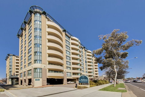 Adina Serviced Apartments Canberra James Court - Taree Accommodation 4