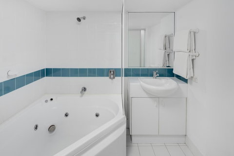Adina Serviced Apartments Canberra James Court - Taree Accommodation 8