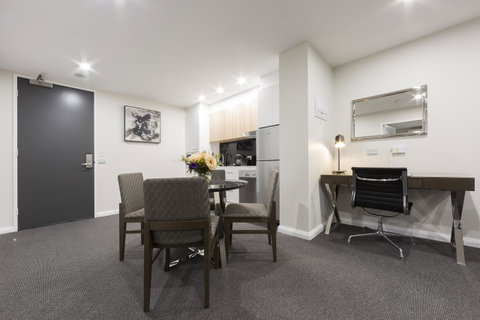 Avenue Hotel Canberra - Taree Accommodation 31
