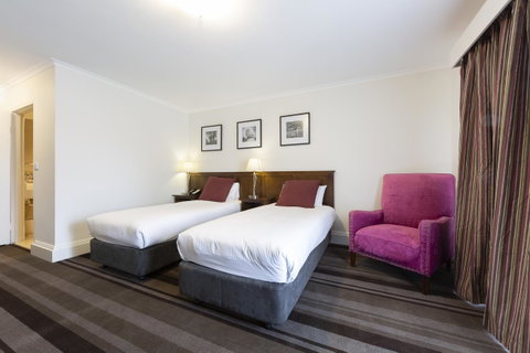 Mercure Canberra - Taree Accommodation 8