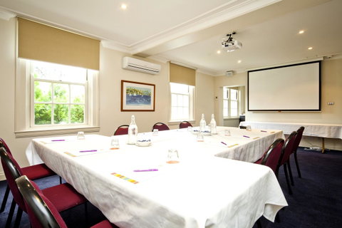 Mercure Canberra - Taree Accommodation 43