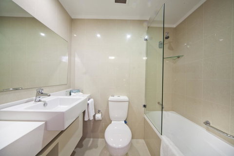 Mercure Canberra - Taree Accommodation 33