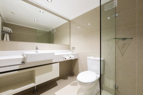 Mercure Canberra - Taree Accommodation 13