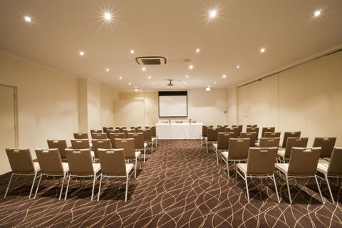Mercure Canberra - Taree Accommodation 39