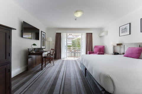 Mercure Canberra - Taree Accommodation 4