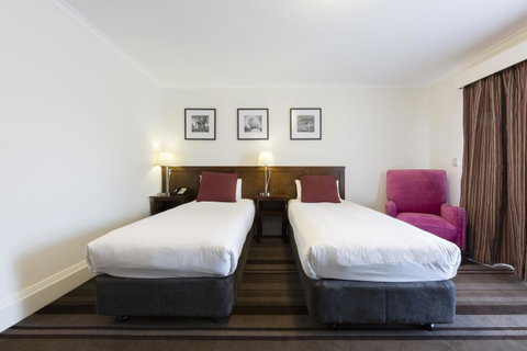 Mercure Canberra - Taree Accommodation 9