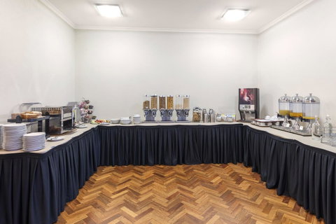 Garden City Hotel, Best Western Signature Collection - Taree Accommodation 24