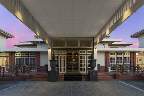 Hotel Kurrajong Canberra - Taree Accommodation 22