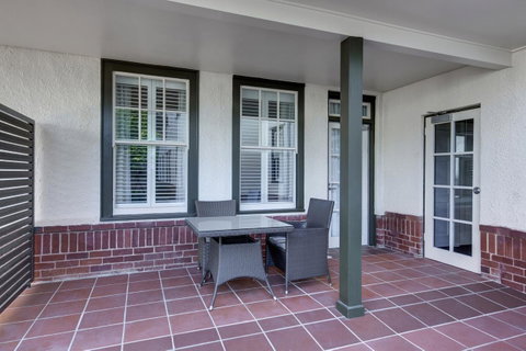 Hotel Kurrajong Canberra - Taree Accommodation 8