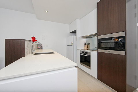Realm Park 39 Barton ACT - Taree Accommodation 11