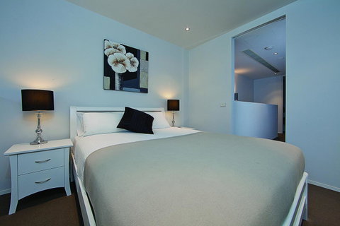 Realm Park 39 Barton ACT - Taree Accommodation 15