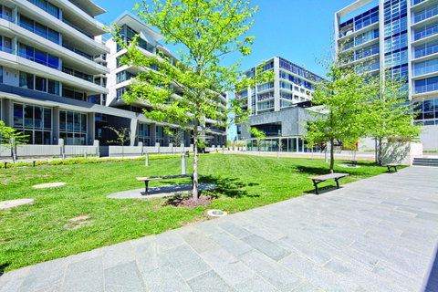 Realm Park 39 Barton ACT - Taree Accommodation 23