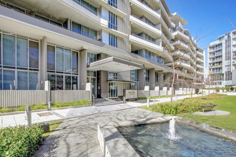 Realm Park 39 Barton ACT - Taree Accommodation 40