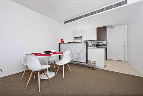 Realm Park 39 Barton ACT - Taree Accommodation 12