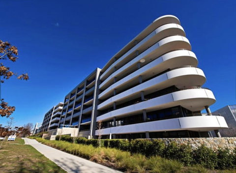 Modern Executive Apt@Barton*1BR*WiFi*Gym*Secure Parking*Canberra - Taree Accommodation 23