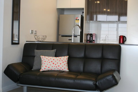 Modern Executive Apt@Barton*1BR*WiFi*Gym*Secure Parking*Canberra - Taree Accommodation 10