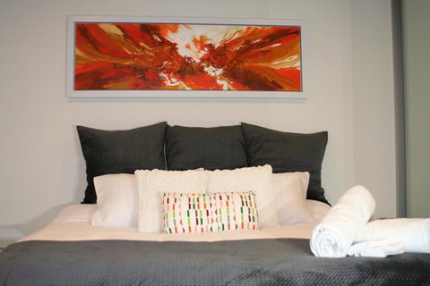 Modern Executive Apt@Barton*1BR*WiFi*Gym*Secure Parking*Canberra - Taree Accommodation 6