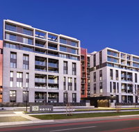 Deco Hotel Canberra - Taree Accommodation