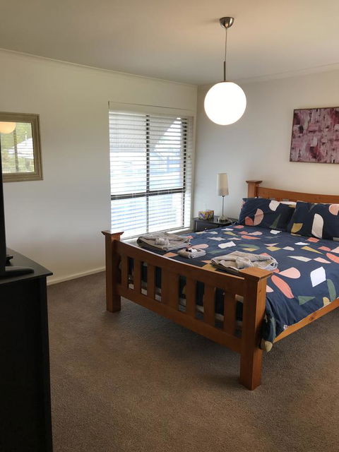 Central Tranquility Heart Of Orange - Taree Accommodation 14