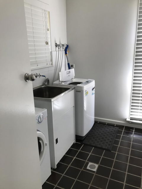 Central Tranquility Heart Of Orange - Taree Accommodation 29