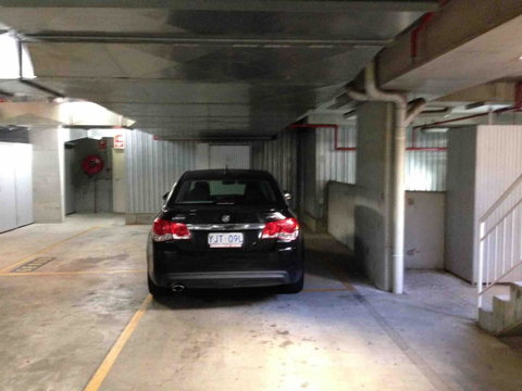 Spacious 1BR Stylish New Acton Apartment +Parking - Taree Accommodation 10