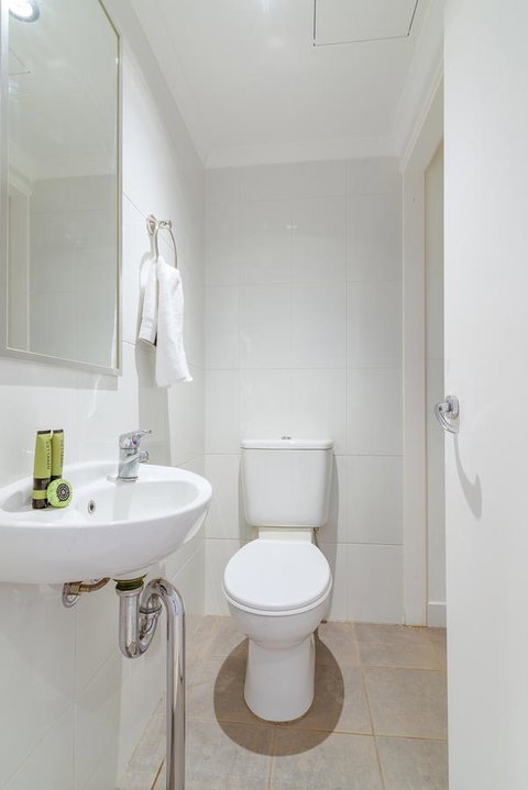 ALLARA CANBERRA - Taree Accommodation 12