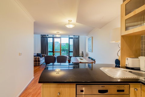 ALLARA CANBERRA - Taree Accommodation 2
