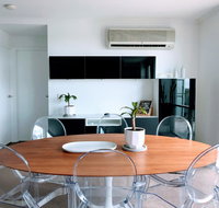 Staying Places - The Avenue - Taree Accommodation