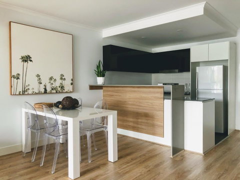 Staying Places - The Avenue - Taree Accommodation 6