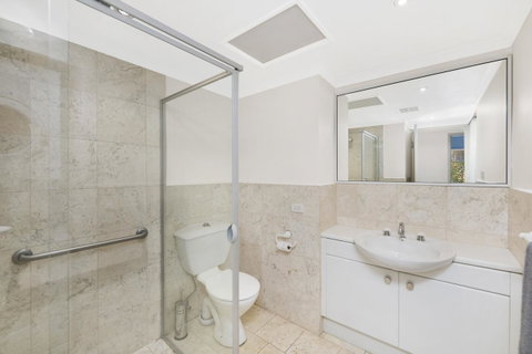 Accommodate Canberra - The Summit - Taree Accommodation 9