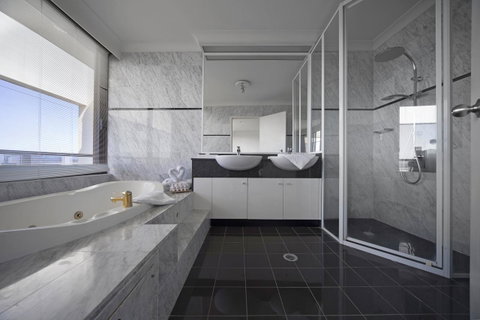 BreakFree Capital Tower Apartments - Taree Accommodation 36