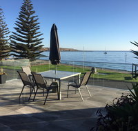 crystal blue apartment - Taree Accommodation