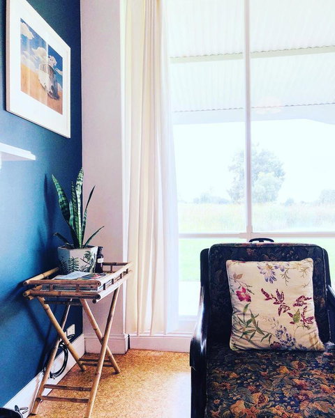 The Lake House Retreat - Taree Accommodation 4