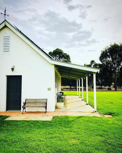 The Lake House Retreat - Taree Accommodation 25
