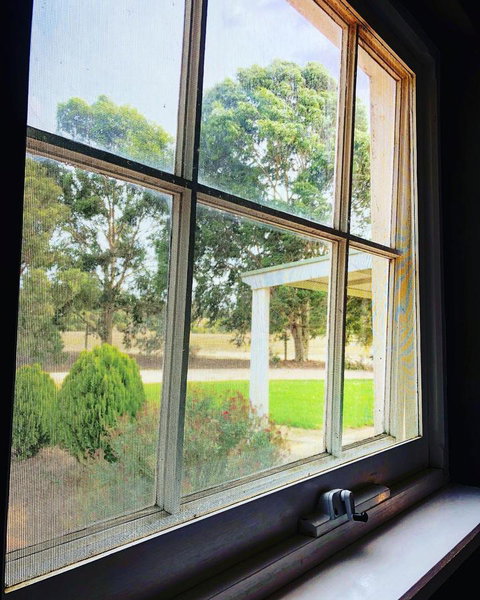 The Lake House Retreat - Taree Accommodation 18