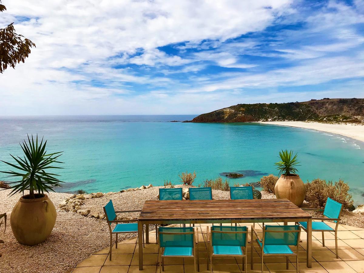 De Mole River SA Taree Accommodation