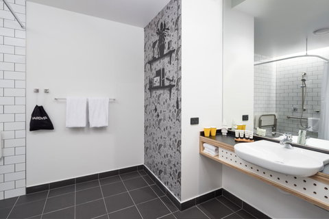 Atura Adelaide Airport - Taree Accommodation 10